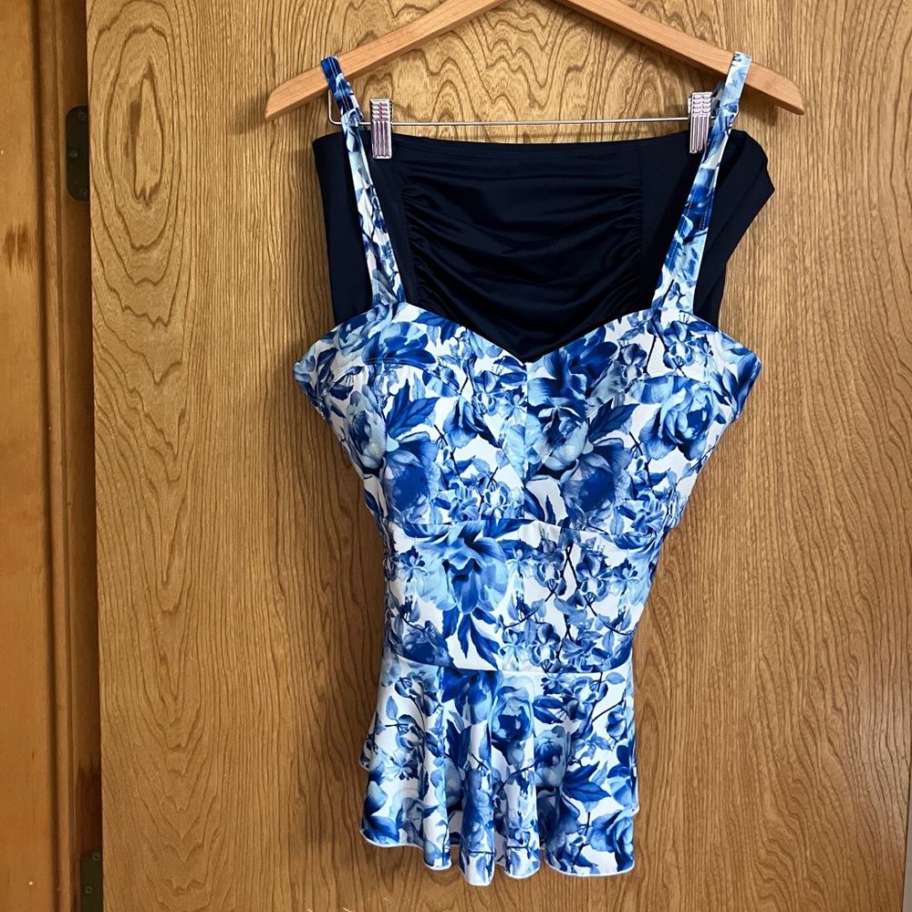 👙 G.I.L.I. Swim Peplum Tankini with High Waisted Bottoms - Size 16